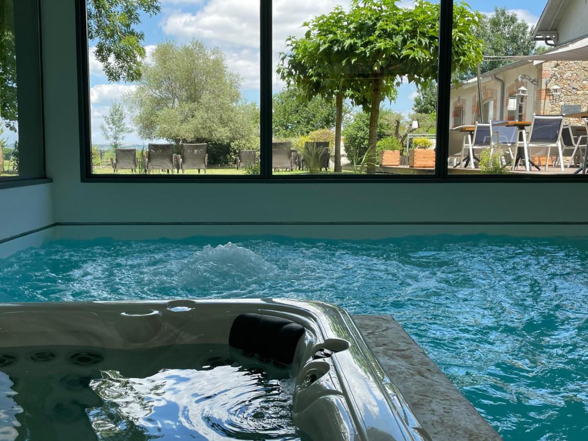Le Pavillon Du Chateau, Hotel & Spa 레벨 외부 사진