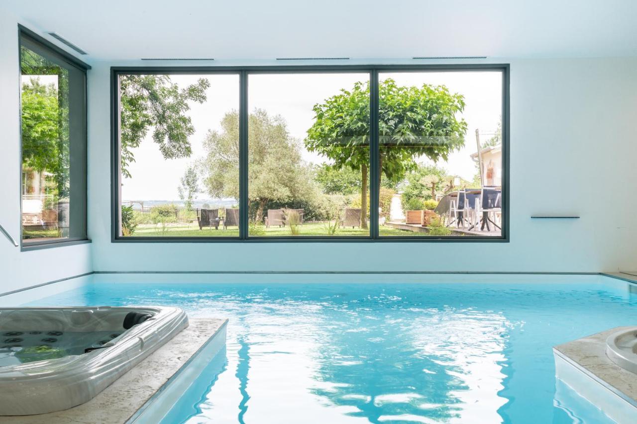 Le Pavillon Du Chateau, Hotel & Spa 레벨 외부 사진