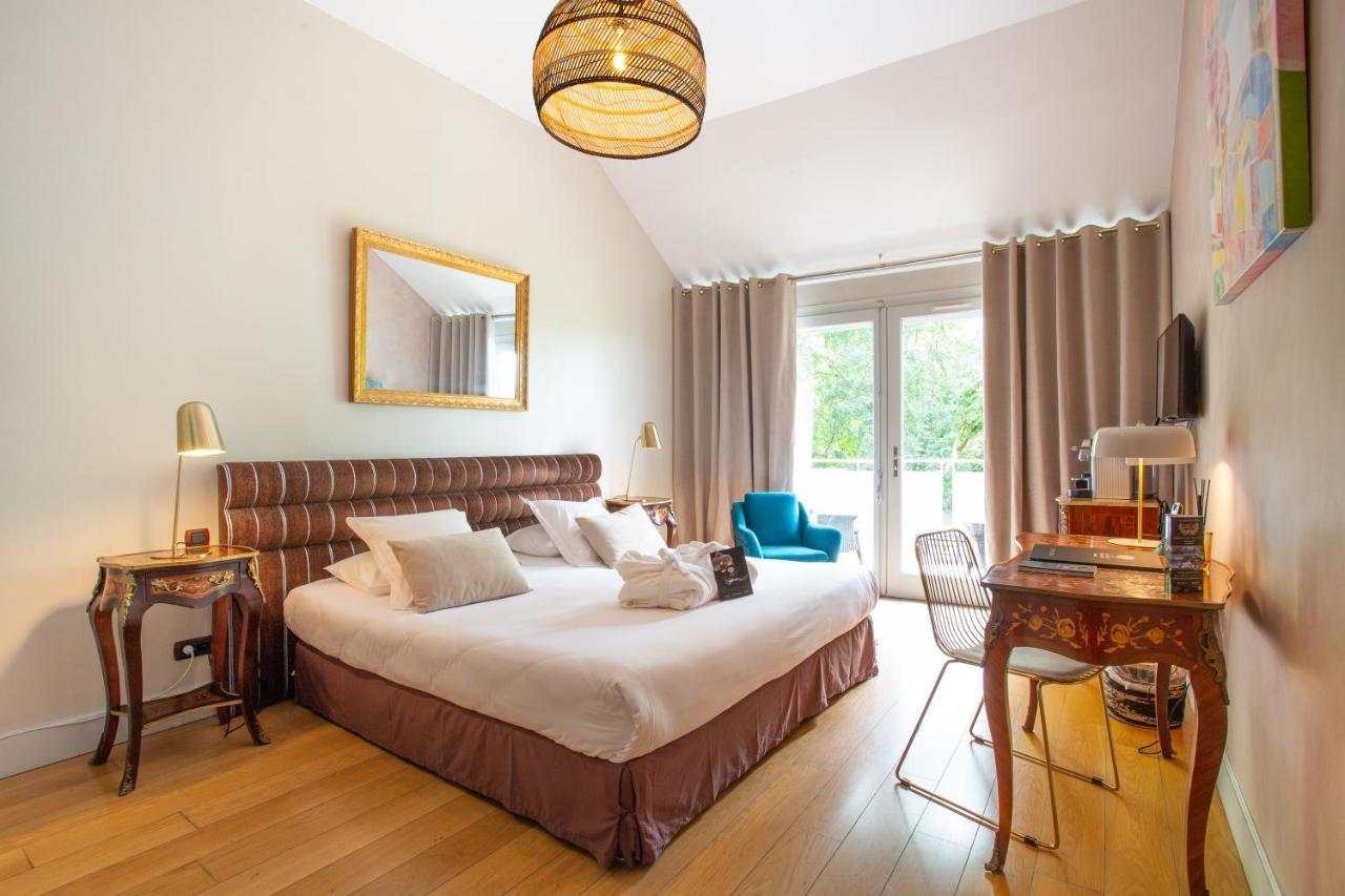 Le Pavillon Du Chateau, Hotel & Spa 레벨 외부 사진