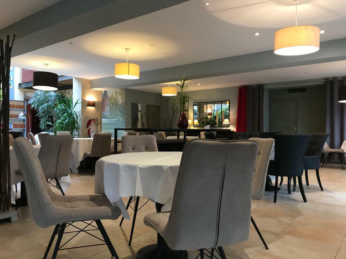 Le Pavillon Du Chateau, Hotel & Spa 레벨 외부 사진