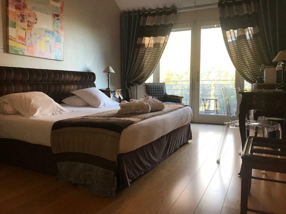 Le Pavillon Du Chateau, Hotel & Spa 레벨 외부 사진