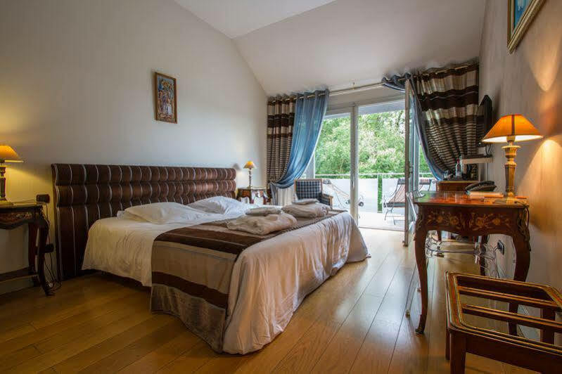 Le Pavillon Du Chateau, Hotel & Spa 레벨 외부 사진